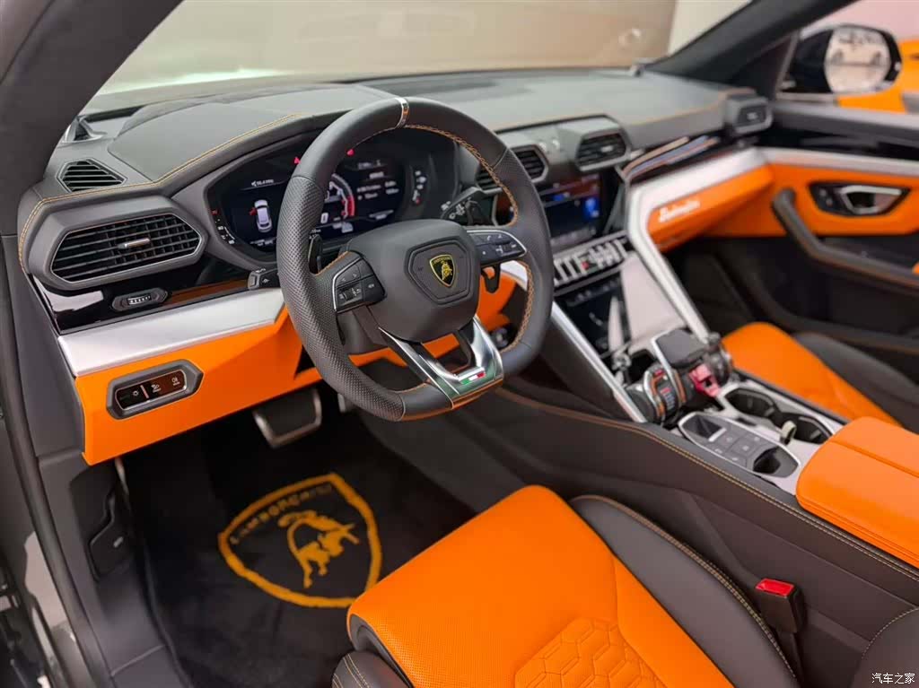 Lamborghini Urus, 2022 15