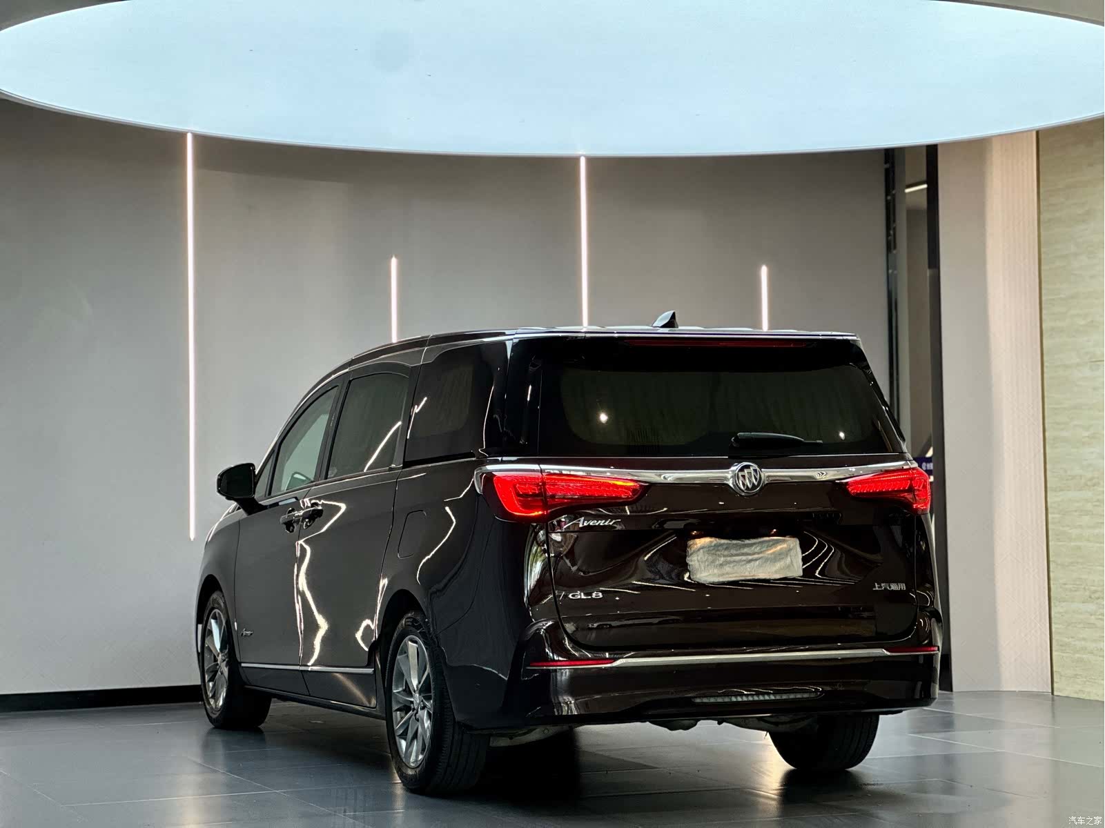 Buick GL8, 2022 12