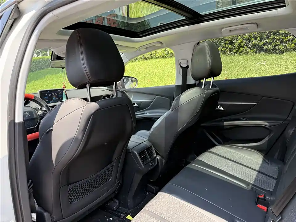 Peugeot 4008 Peugeot 4008