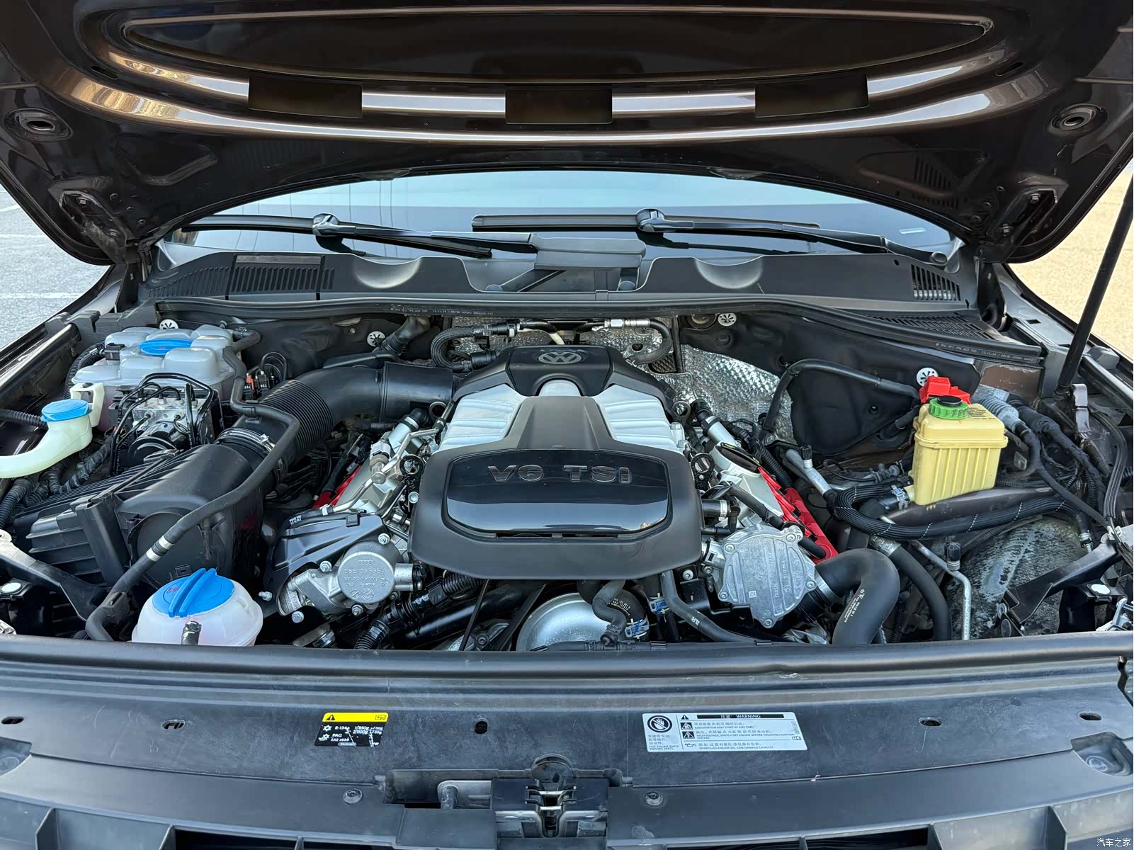 Volkswagen Touareg, 2015 22