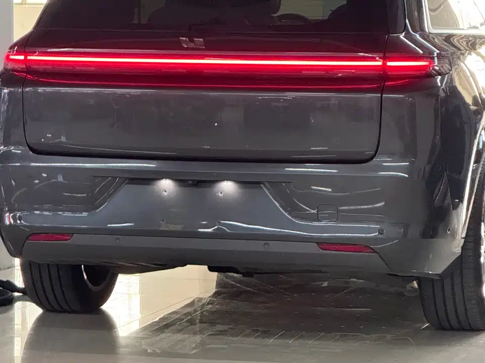 Li Auto Ideal L8