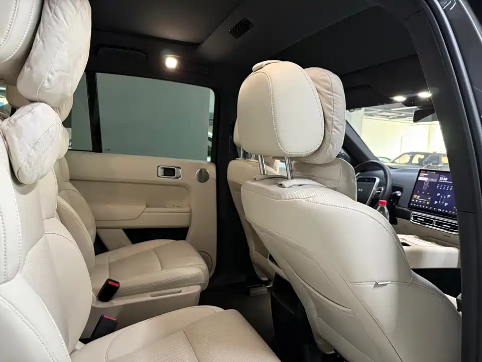 Li Auto Ideal L8