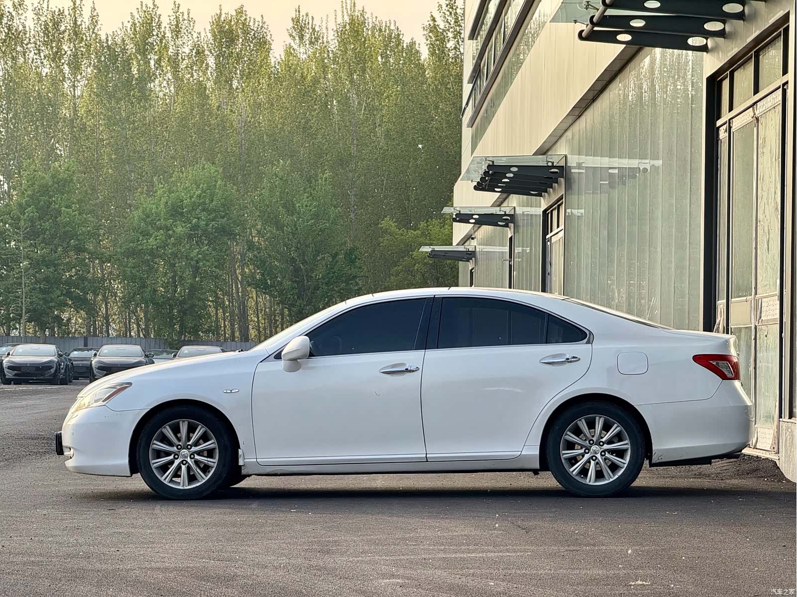 Lexus ES, 2009 4