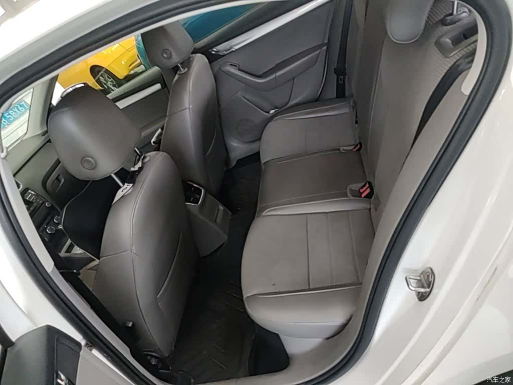 Skoda Octavia, 2015 13