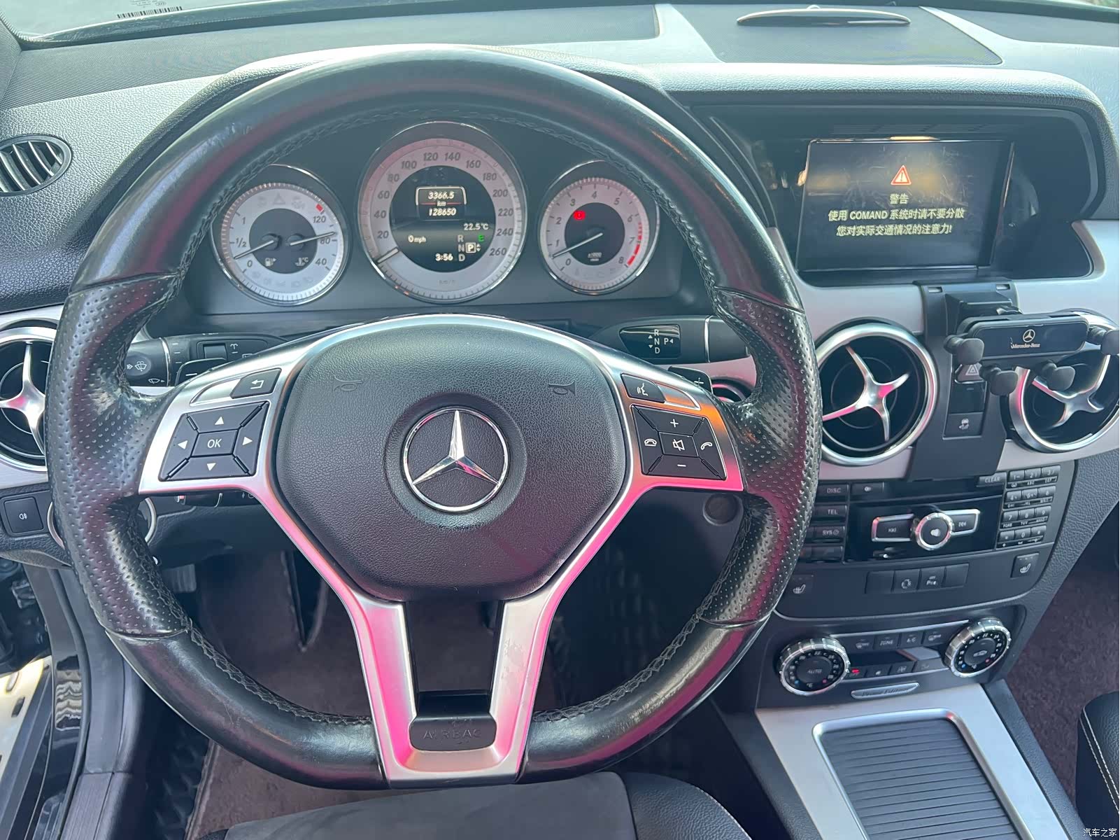 Mercedes-Benz GLK-Class, 2015 18