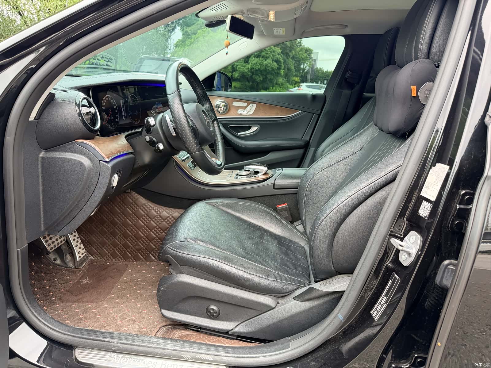 Mercedes-Benz E-Class, 2018 10