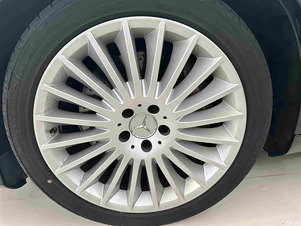 Maybach S-Class, 2019 4