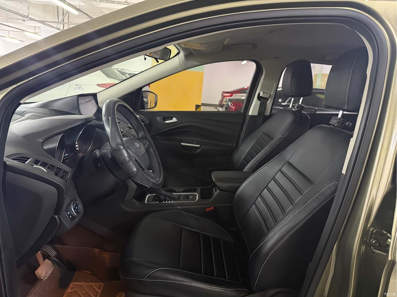 Ford Kuga, 2017 7