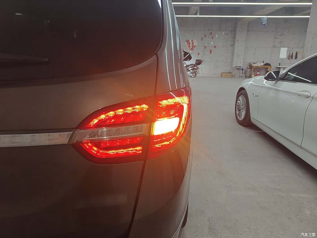 Buick GL8, 2018 24