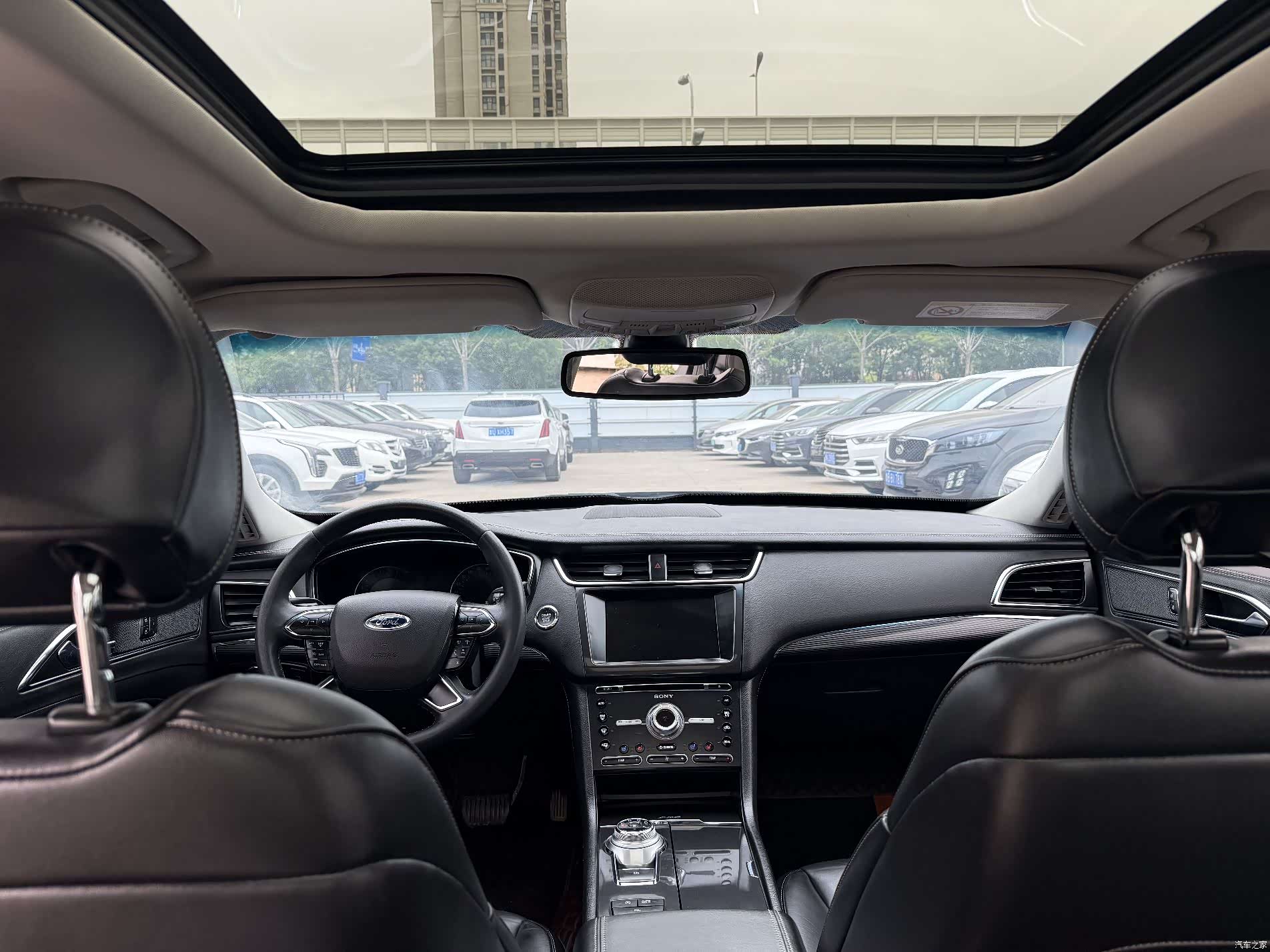Ford Taurus, 2018 7
