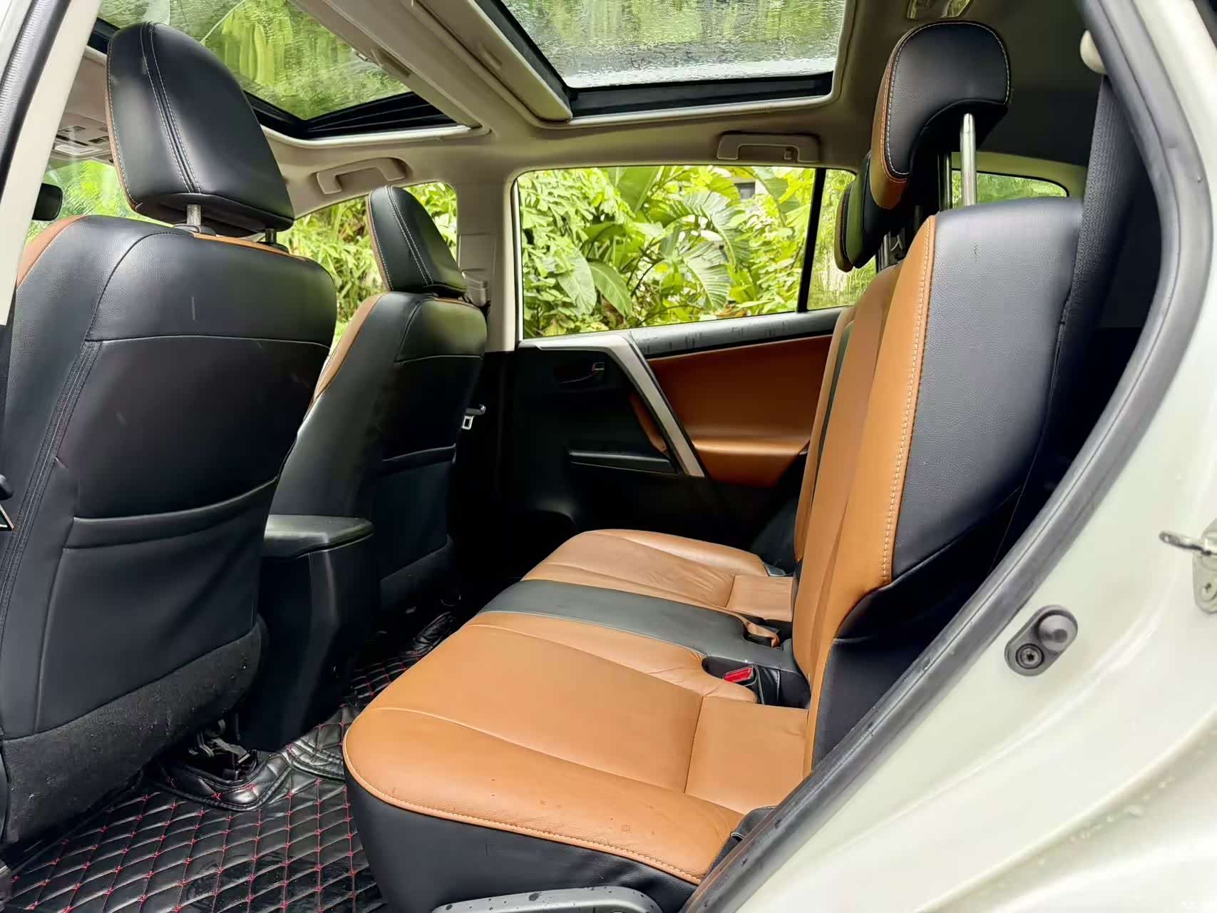 Toyota RAV4, 2017 6
