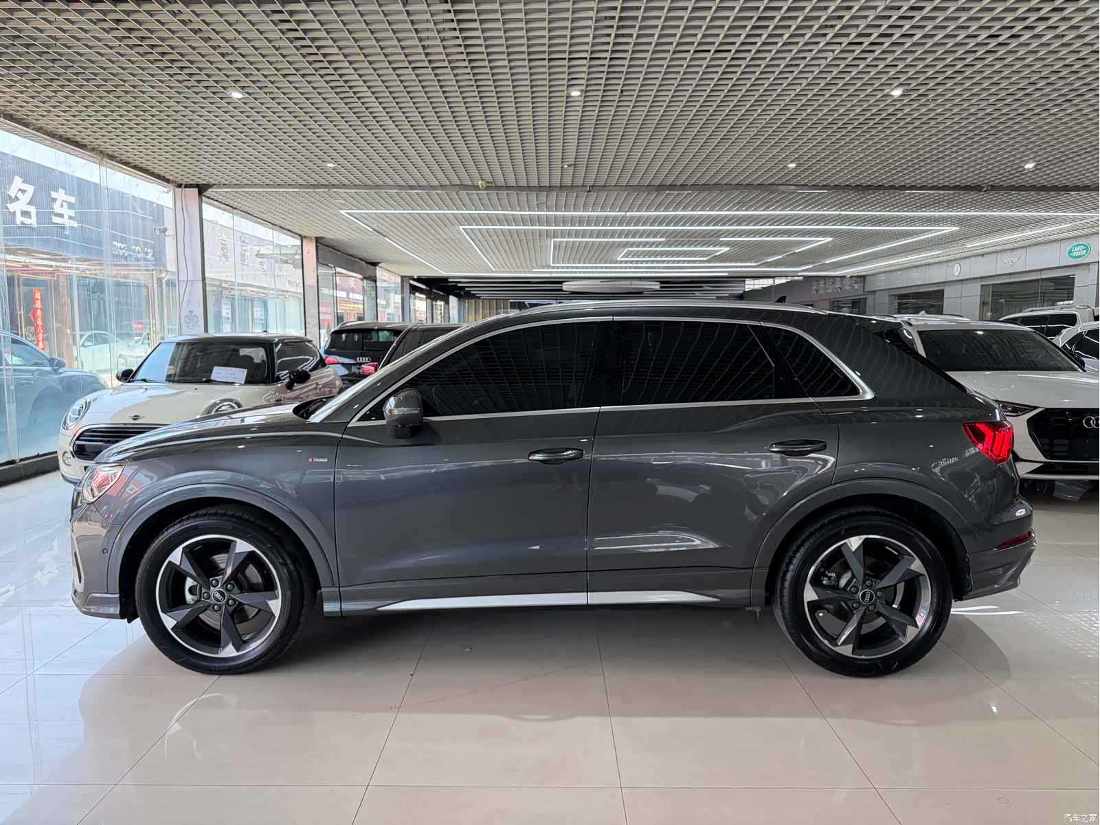 Audi Q3, 2022 6