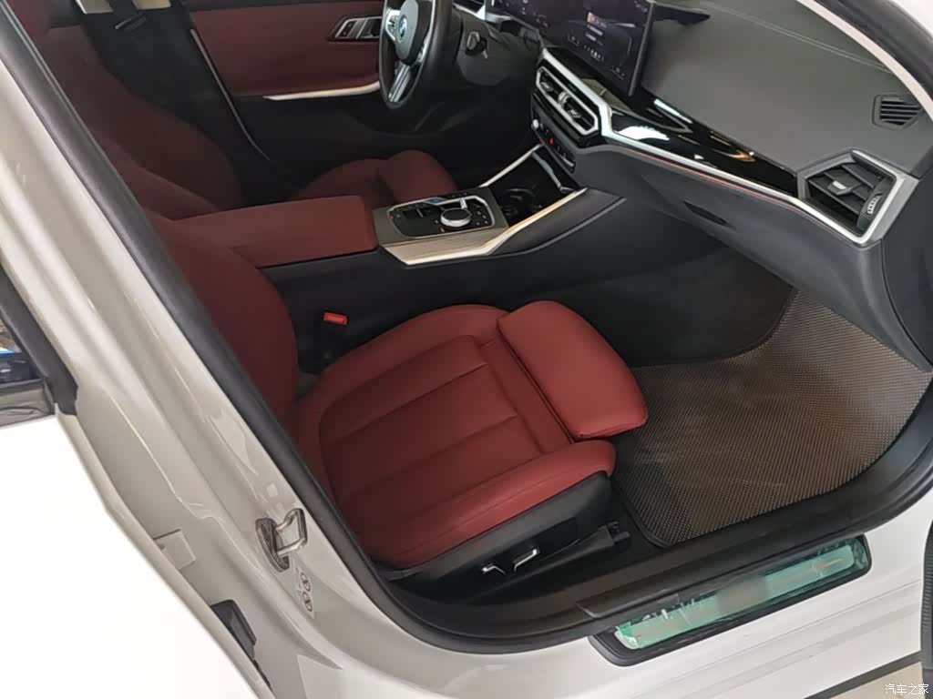 BMW i3, 2024 25