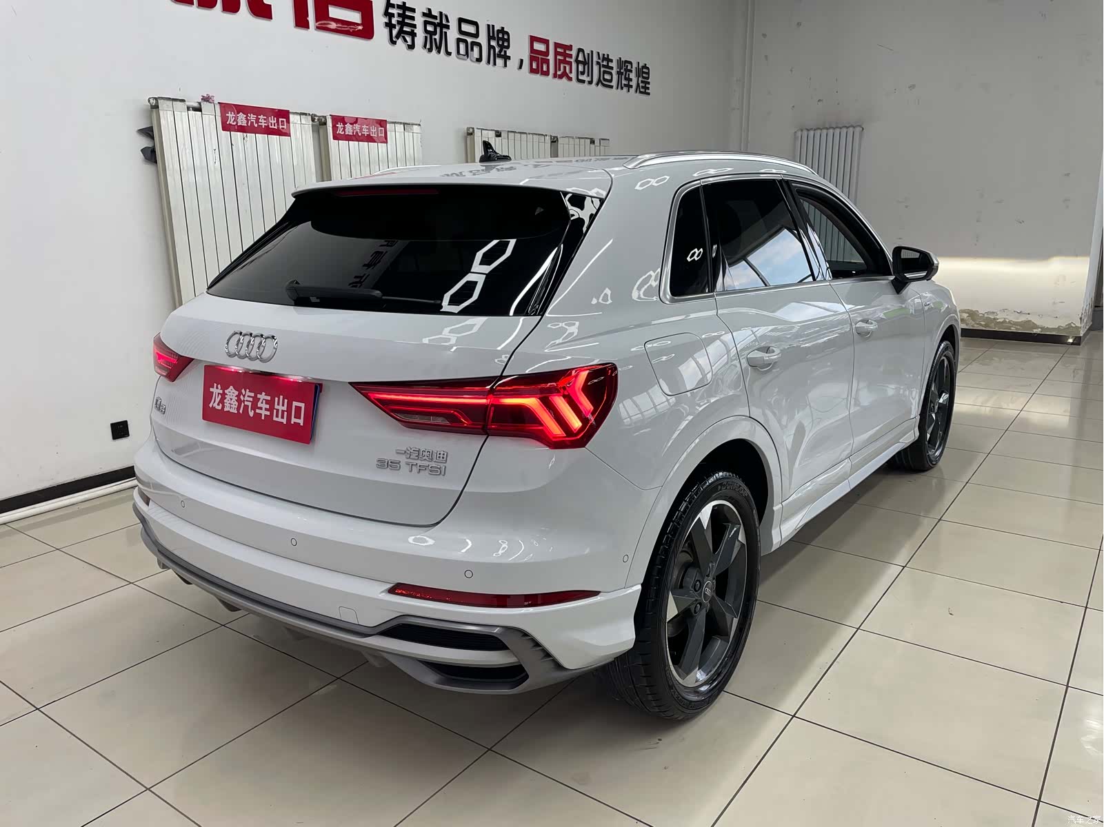 Audi Q3, 2022 6