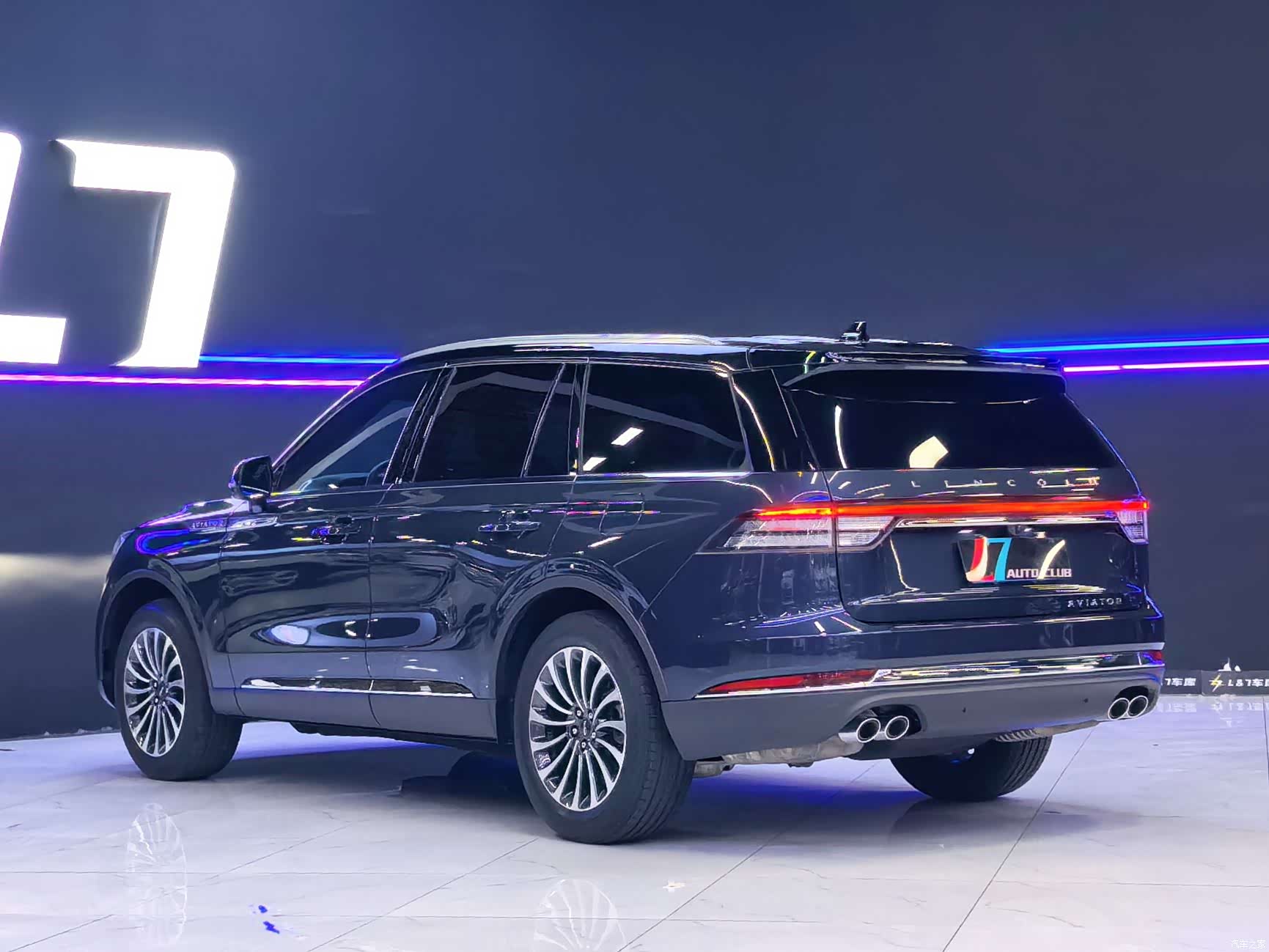 Lincoln Aviator, 2020 все фото