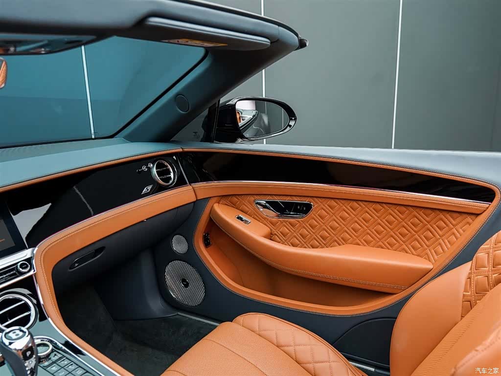 Bentley Continental GT, 2024 26
