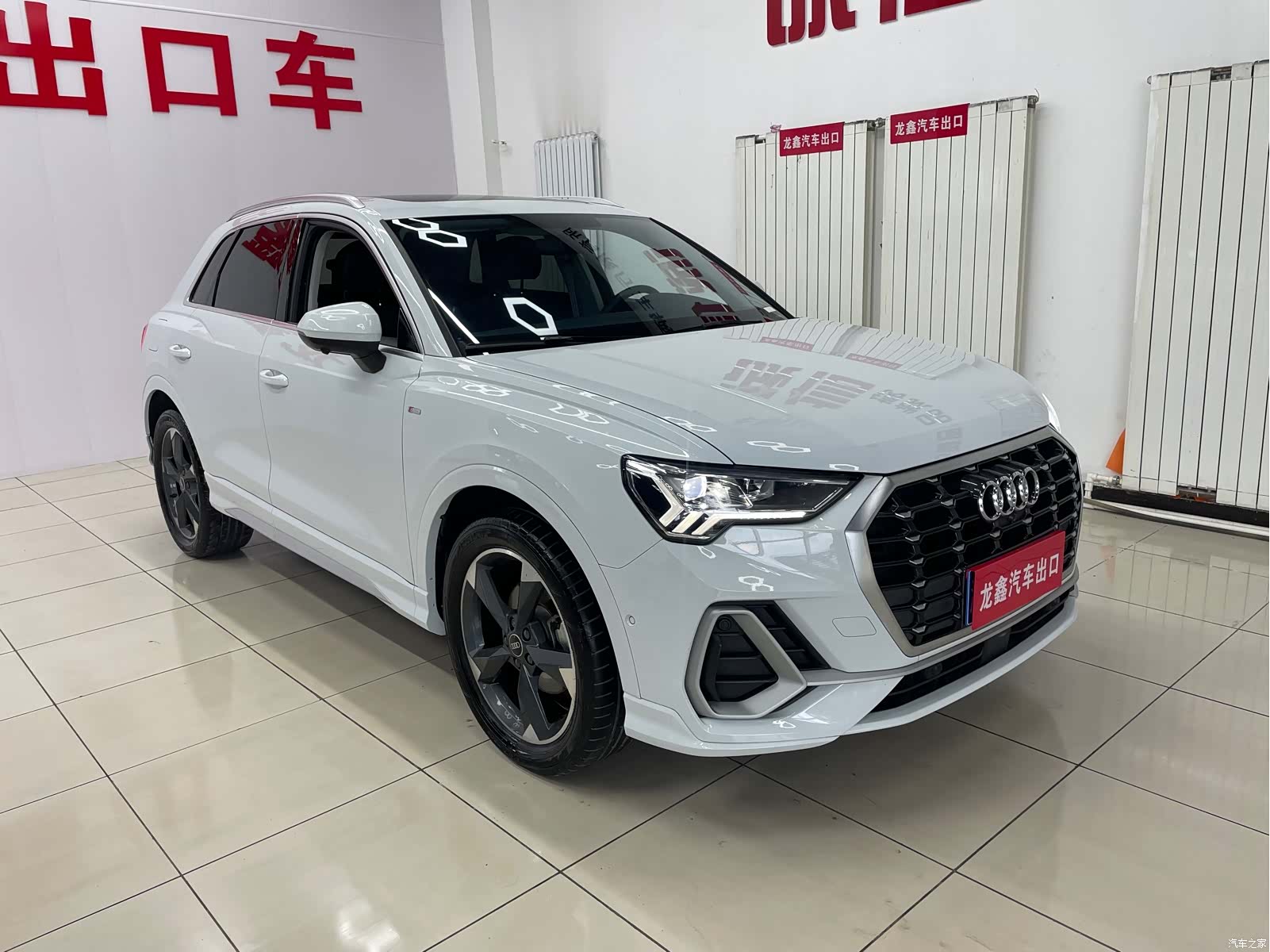 Audi Q3, 2022 3