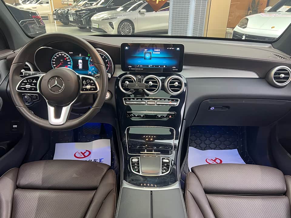 Mercedes-Benz GLC Mercedes-Benz GLC