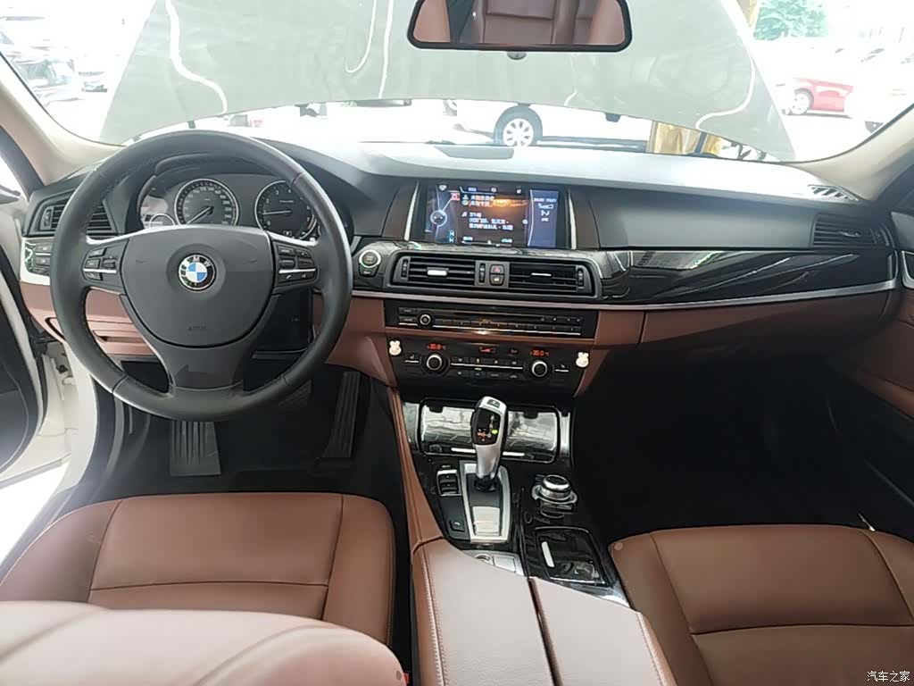 BMW 5 Series, 2014 10