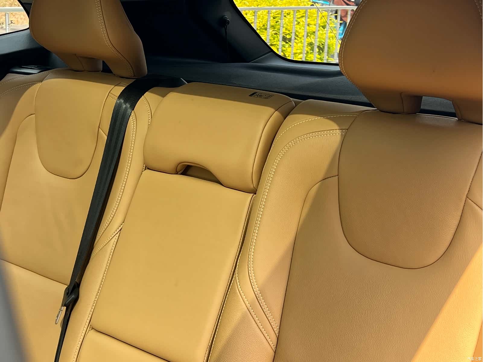 Volvo V40, 2018 16