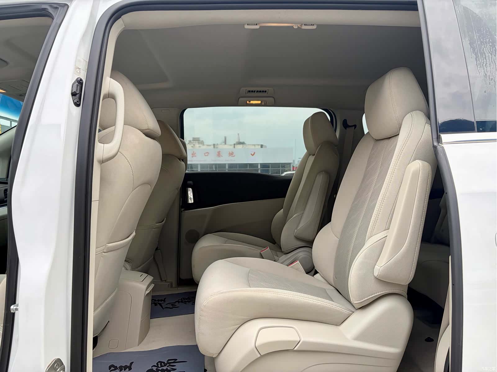 Buick GL8, 2023 8