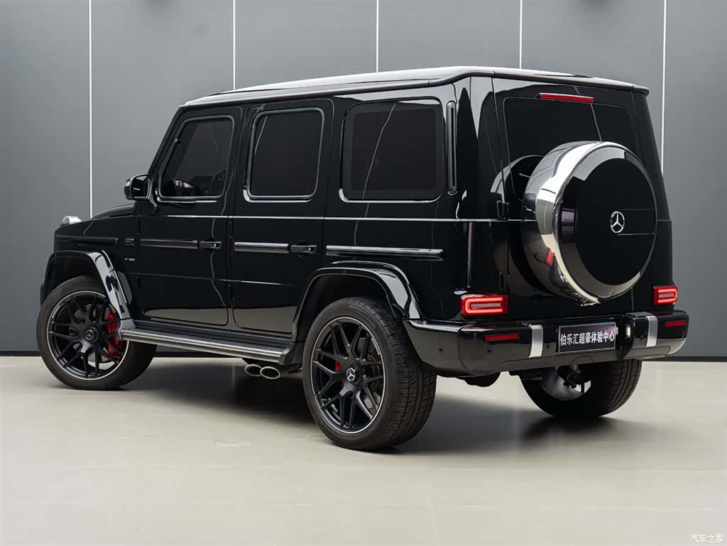 Mercedes-Benz G-Class, 2023 4
