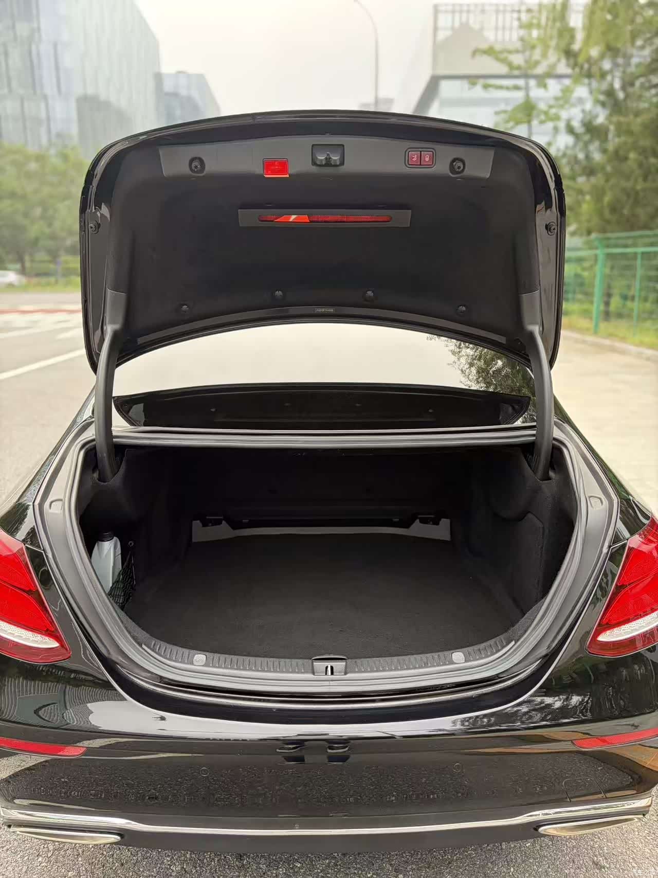 Mercedes-Benz E-Class, 2017 19