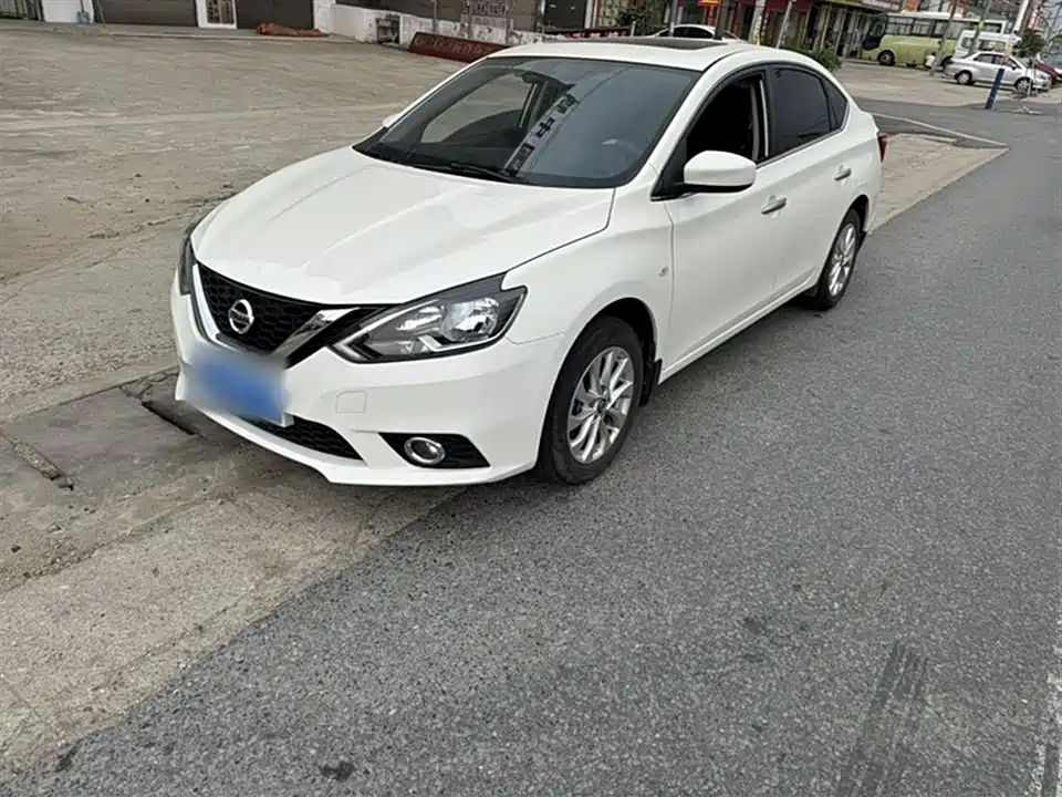 Nissan Xuan Yi