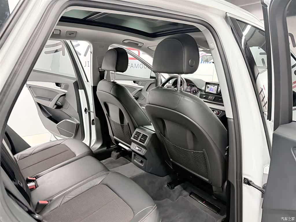 Audi Q5L, 2019 15