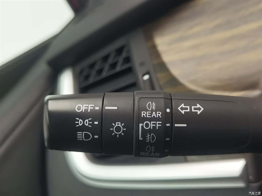 Honda Jade, 2018 21