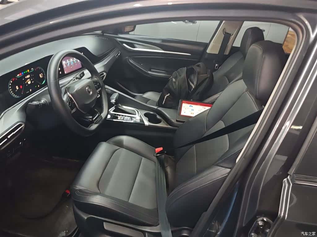 Changan Eado, 2023 15