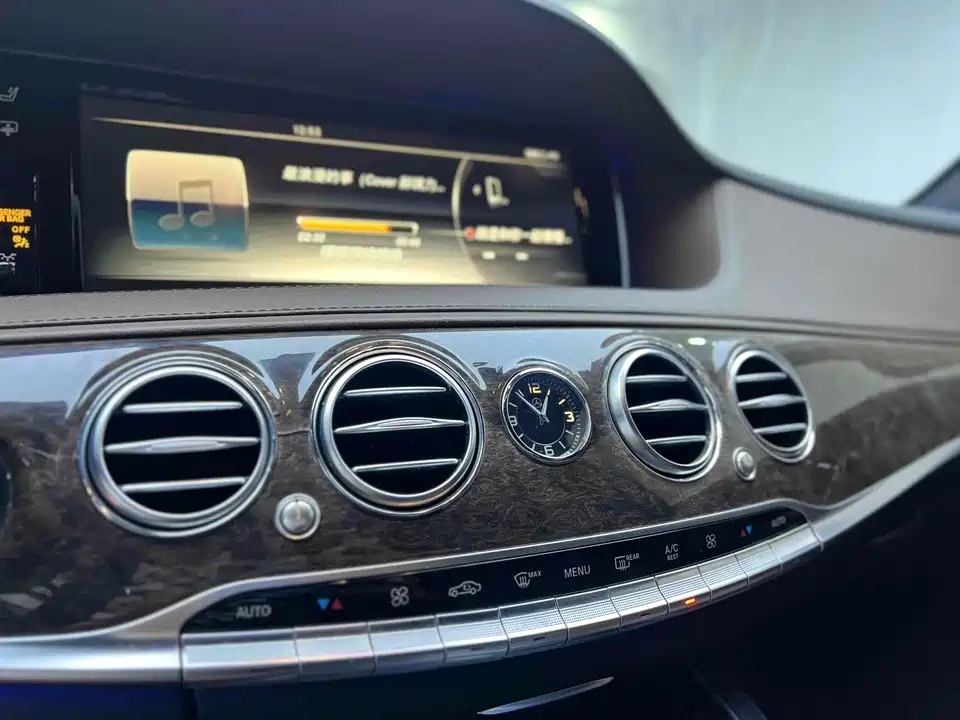 Mercedes-Benz S-class Mercedes-Benz S-class