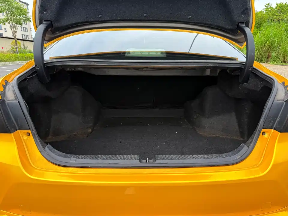 Toyota Reiz