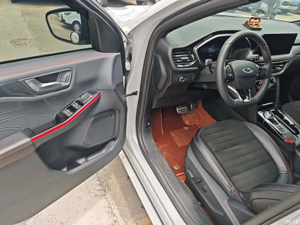 Ford Escape, 2023 16