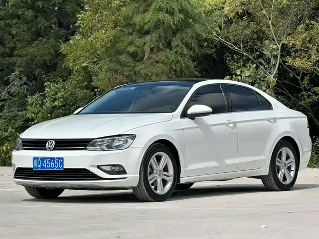 Volkswagen Lamando 2017 — купить из Китая под заказ