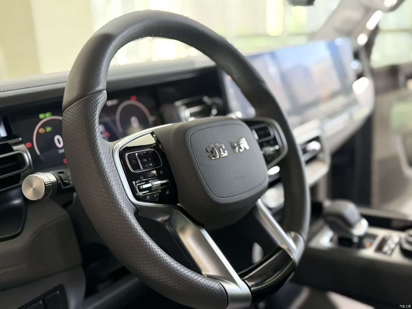 BAIC BJ40, 2025 9