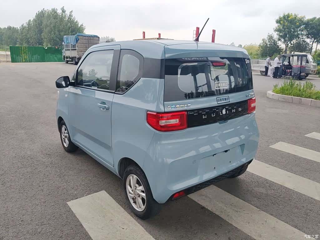 Wuling MINIEV, 2021 все фото