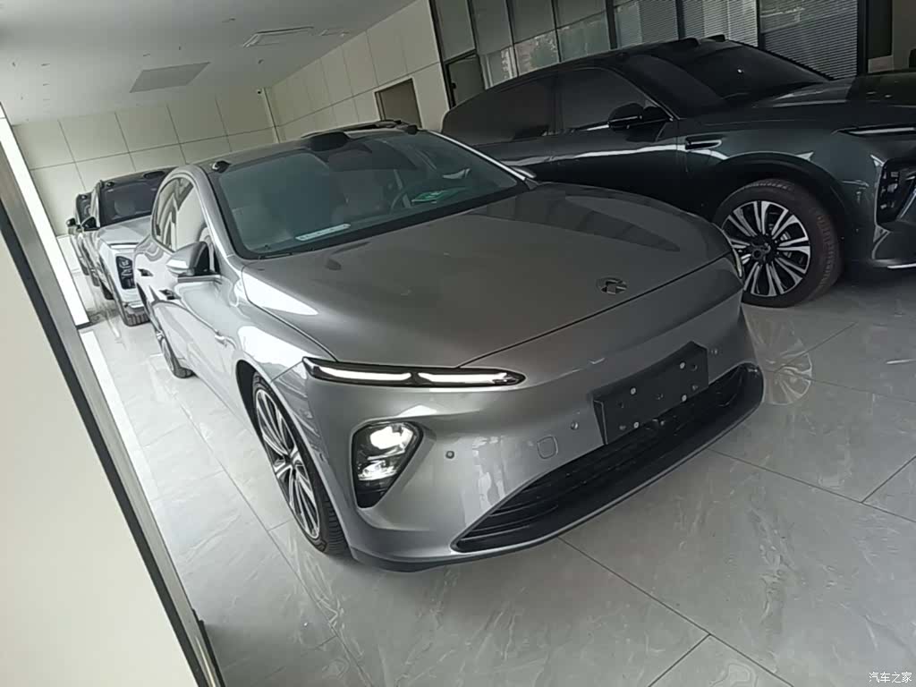 NIO ET7, 2024 4