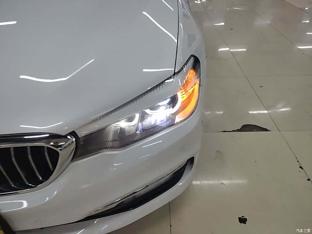 BMW 5 Series, 2018 24