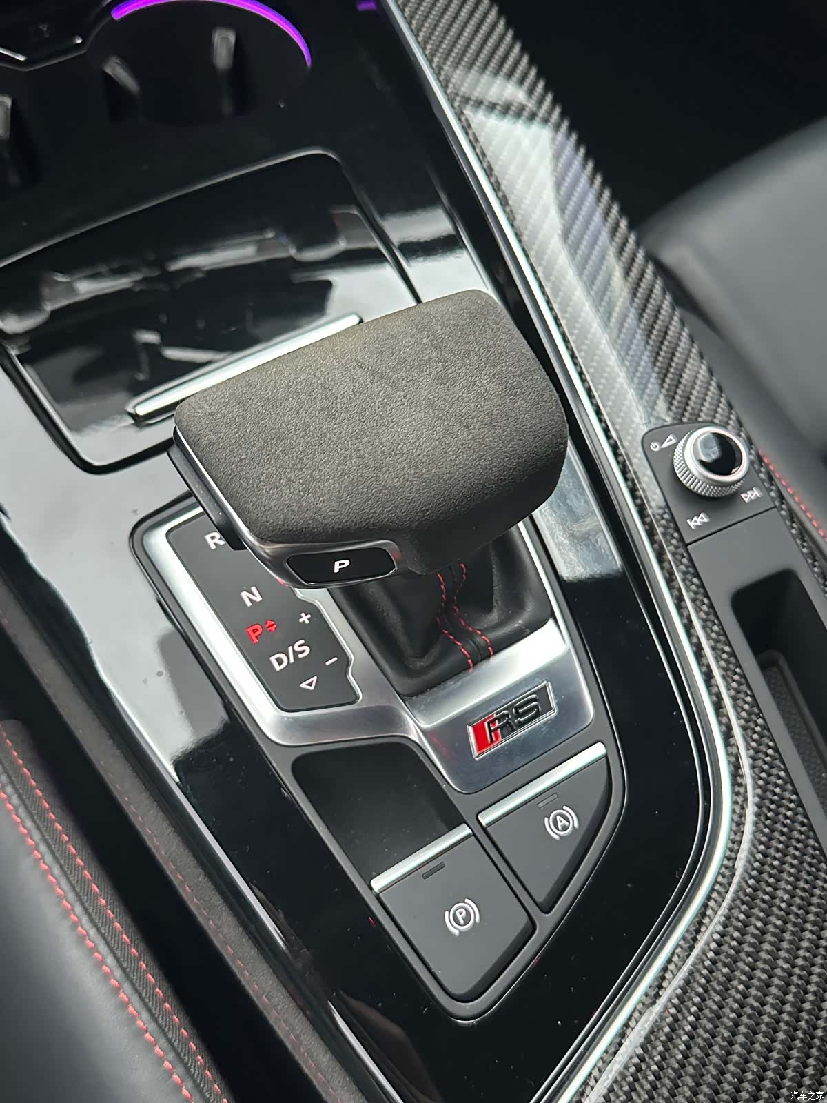 Audi RS4, 2023 9
