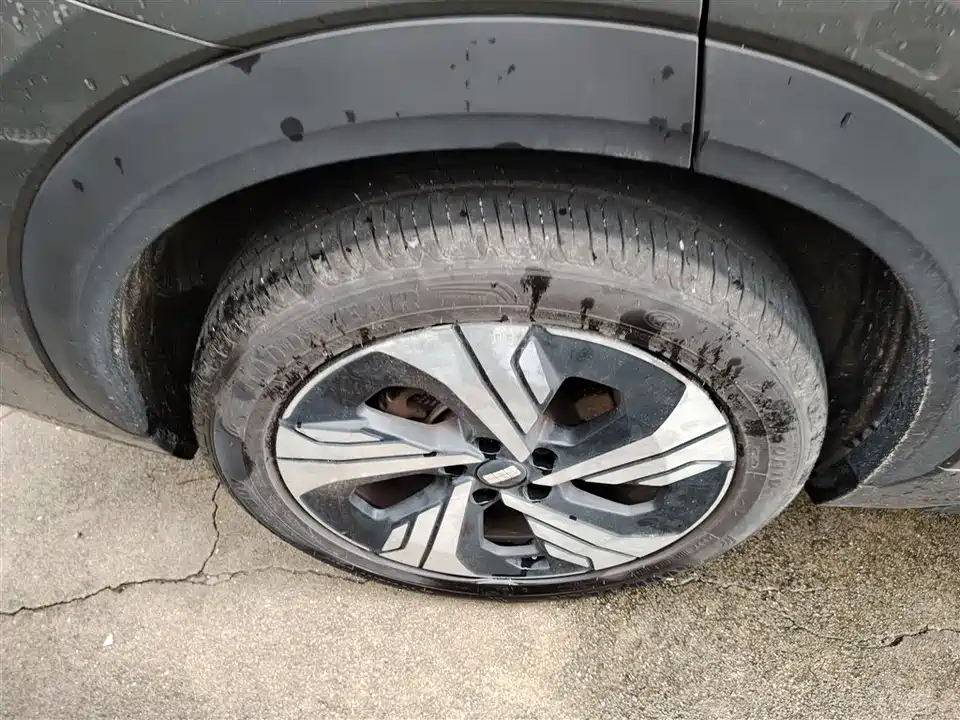 Geely Galaxy Galaxy E5