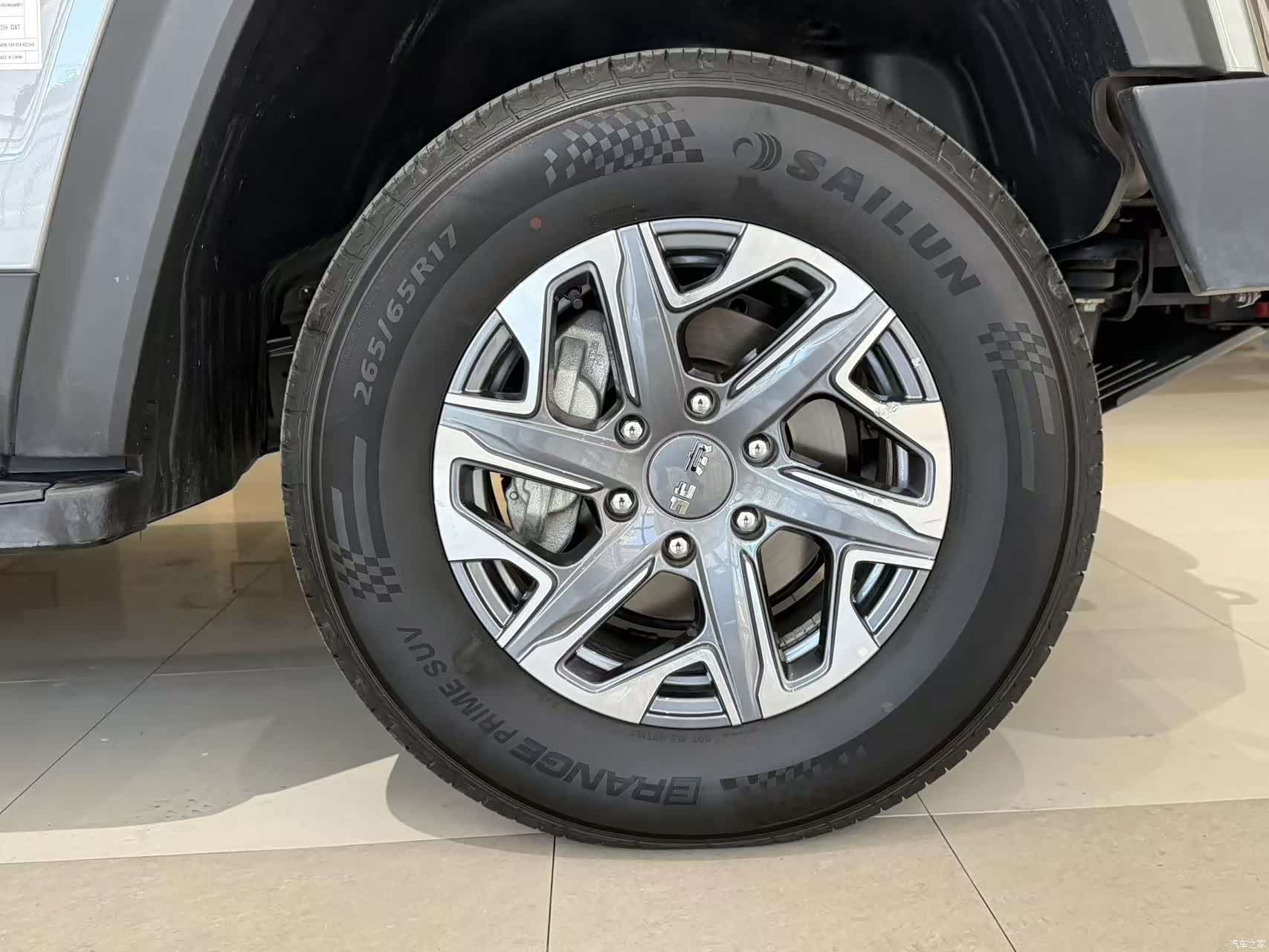 BAIC BJ40, 2025 6