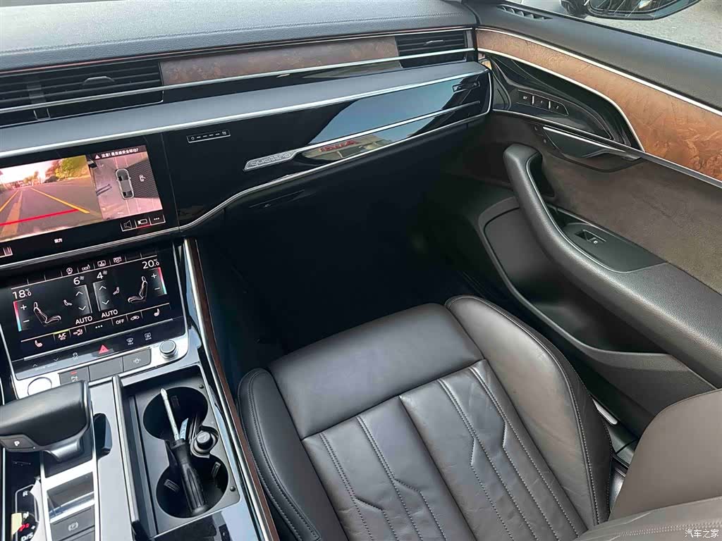 Audi A8L, 2018 11