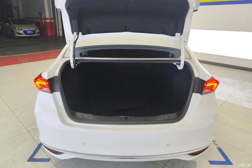 Buick Verano, 2023 4