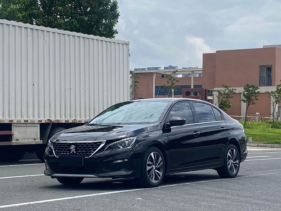Peugeot 408