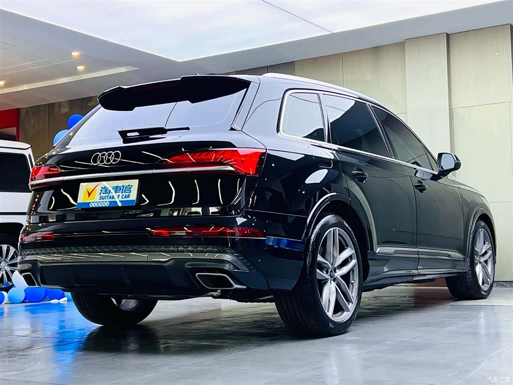 Audi Q7, 2026 4