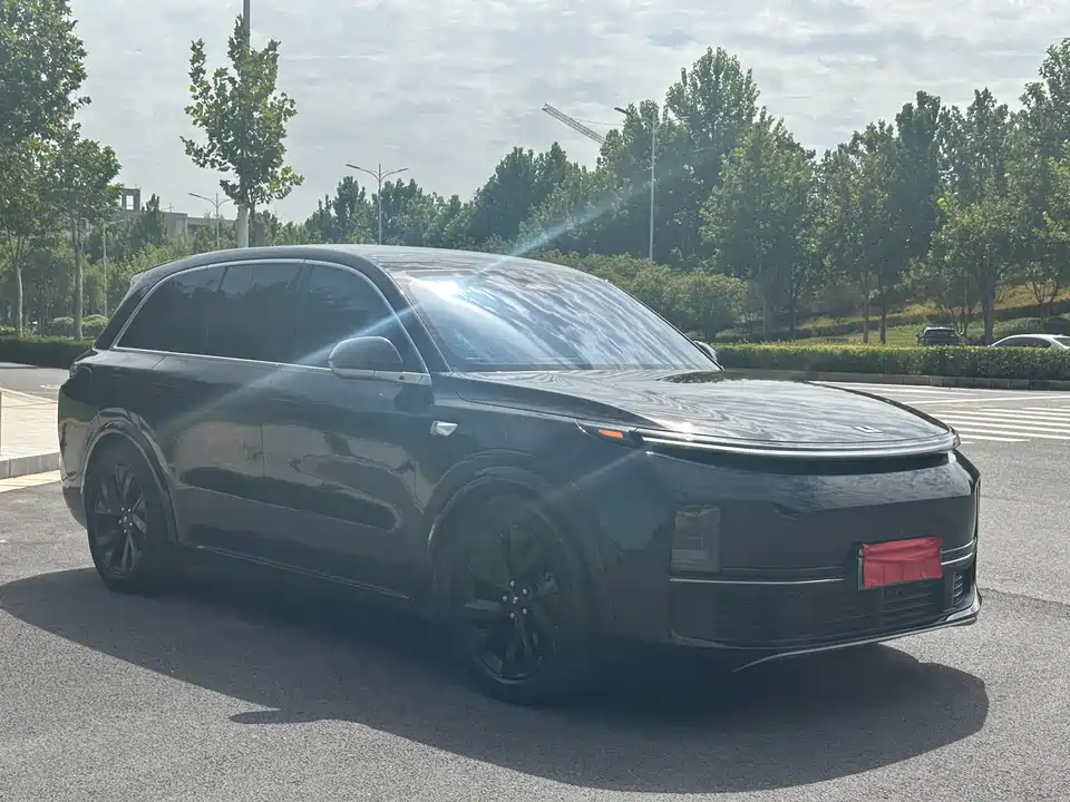 Li Auto Ideal L8