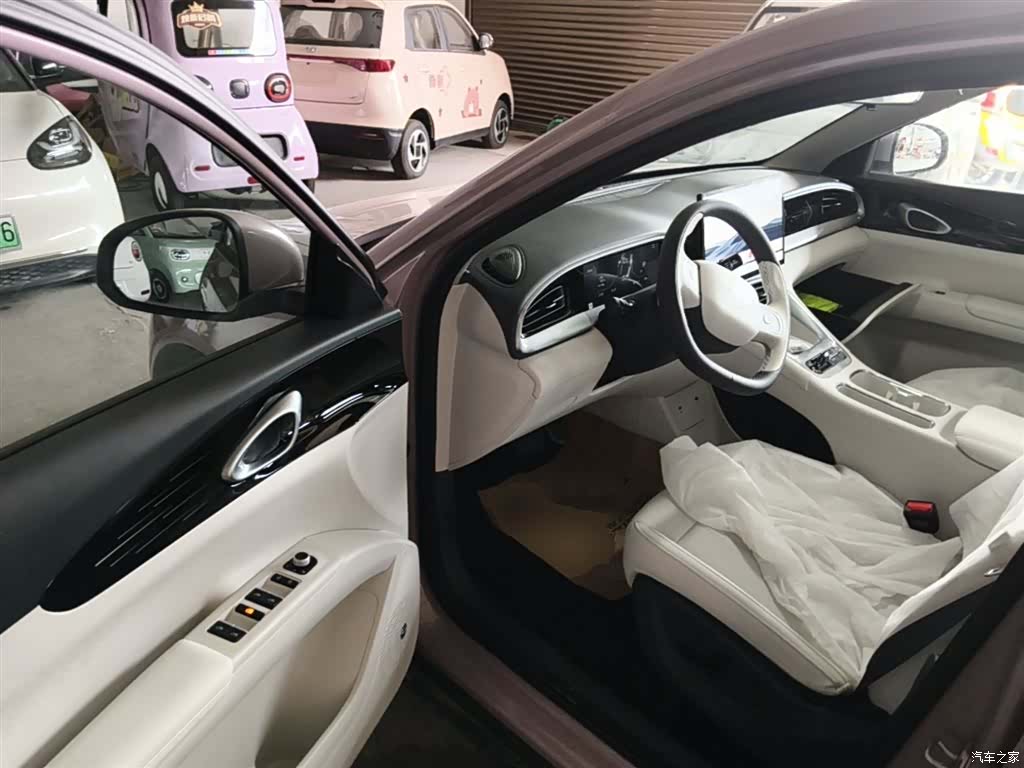 Geely Xingyuan, 2026 15