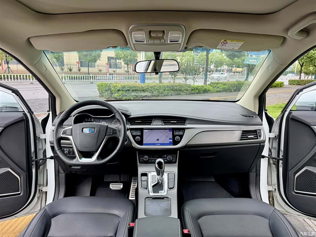 Geely Emgrand, 2017 11