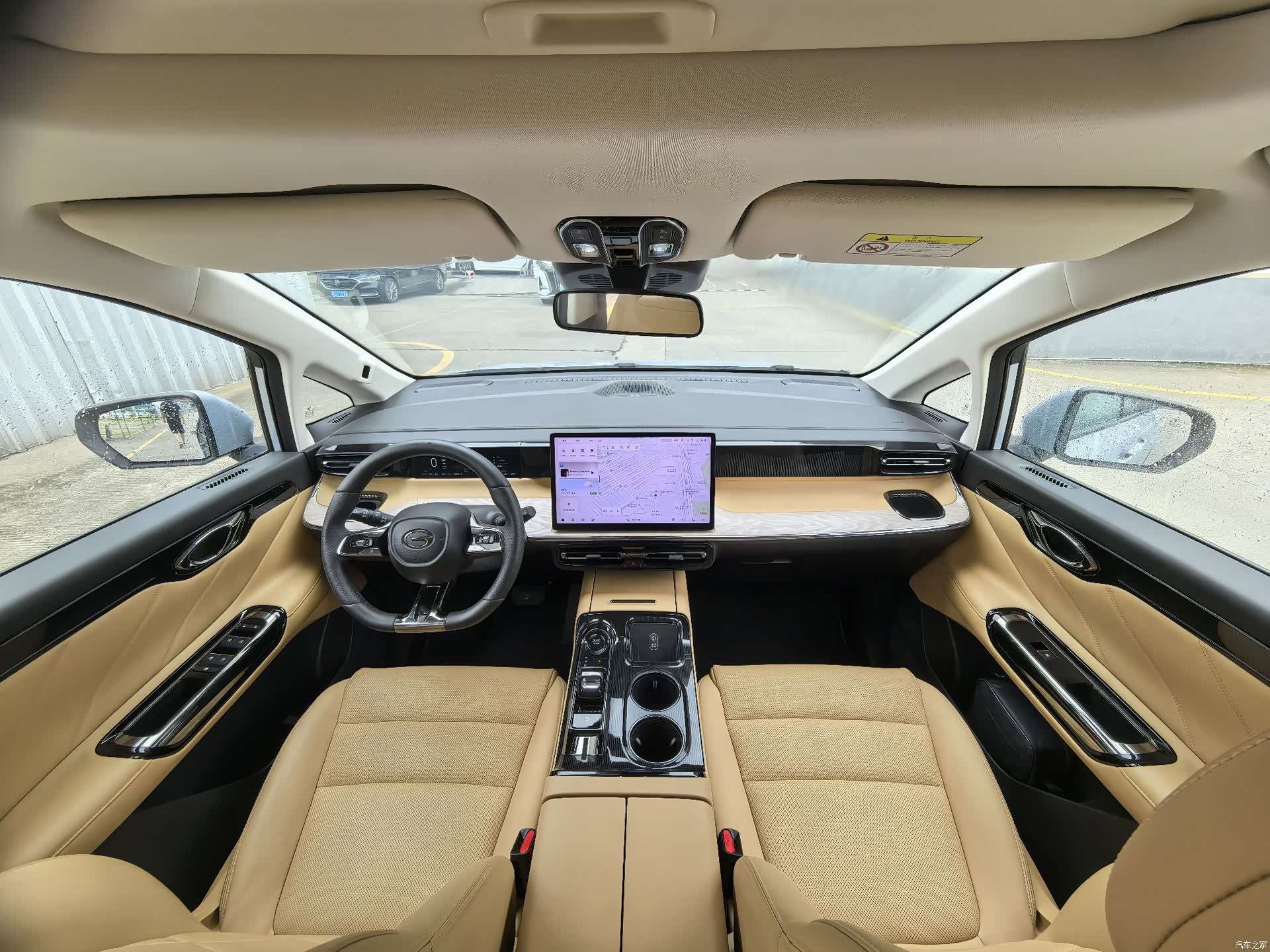 Trumpchi E8, 2024 13